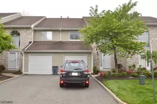 110 Castle Ridge Dr, East Hanover Township, NJ 07936 - Photo 1