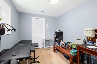210 Alps Rd, Wayne, NJ 07470 - Photo 17