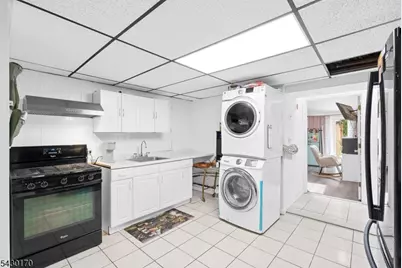 210 Alps Rd, Wayne, NJ 07470 - Photo 21