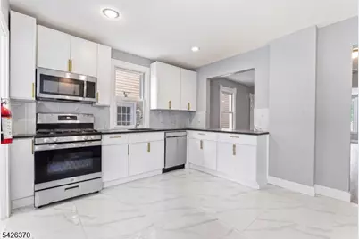 81 Westfield Ave, Elizabeth, NJ 07208 - Photo 9