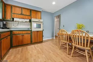 30 Seminole Ave, Parsippany, NJ 07034 - Photo 9