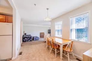 81 Park Edge, Berkeley Heights Township, NJ 07922 - Photo 7