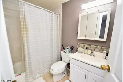 21 Constitution Way, Franklin, NJ 07416 - Photo 9