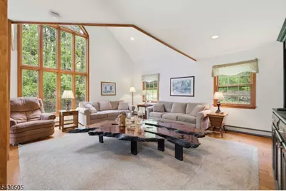 114 Upper Sunset Dr, Washington Township, NJ 07853 - Photo 17