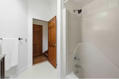 114 Upper Sunset Dr, Washington Township, NJ 07853 - Photo 29