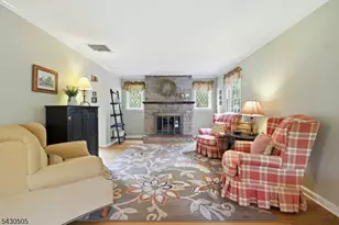 114 Upper Sunset Dr, Washington Township, NJ 07853 - Photo 7