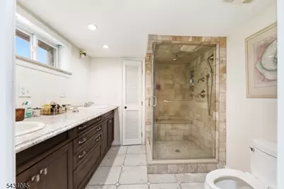 631 Golf Ter, Union Township, NJ 07083 - Photo 19