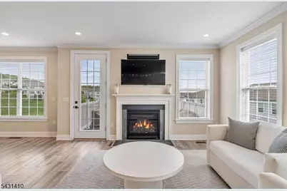 137 Aspen Dr, Cedar Grove Twp., NJ 07009 - Photo 11