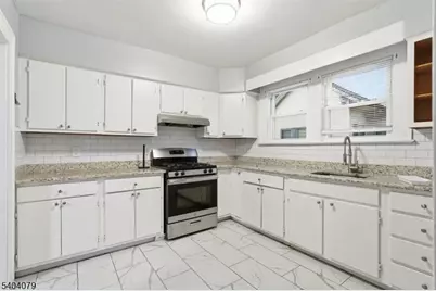 28 Monticello Ave, Newark, NJ 07106 - Photo 3