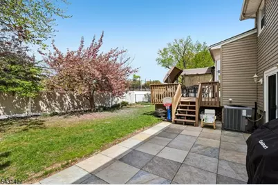110 Byrd Ave, Bloomfield, NJ 07003 - Photo 37