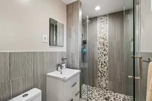 110 Byrd Ave, Bloomfield, NJ 07003 - Photo 17