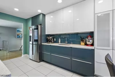 110 Byrd Ave, Bloomfield, NJ 07003 - Photo 7