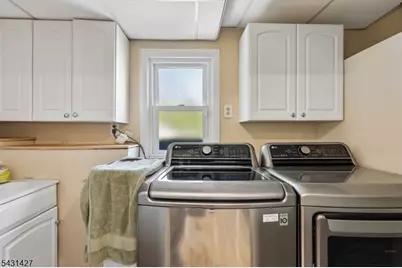 110 Byrd Ave, Bloomfield, NJ 07003 - Photo 33