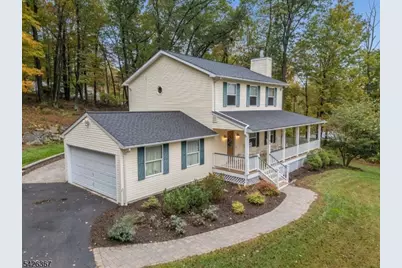 65 Summerfield Rd, White Township, NJ 07823 - Photo 3