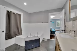 833 Salem Ave, Hillside, NJ 07205 - Photo 17