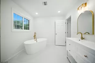 32 Alpine Dr, Jefferson Township, NJ 07849 - Photo 21