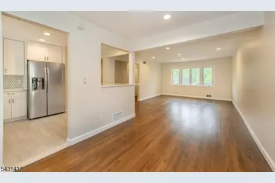 99 Morningside Rd, Paramus, NJ 07652 - Photo 7