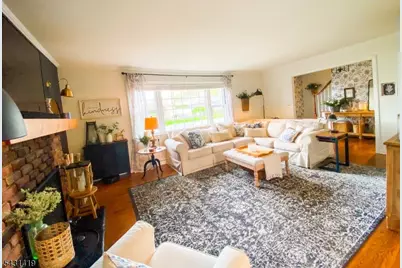 608 E Hendricks Blvd, South Plainfield, NJ 07080 - Photo 5
