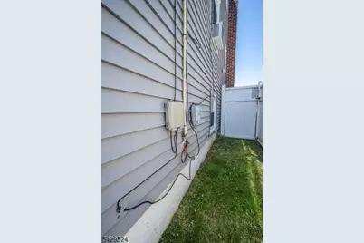 619 Essex Ave, Linden, NJ 07036 - Photo 21