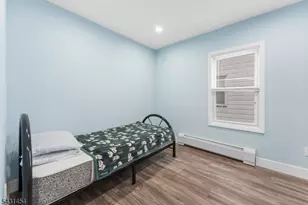 147 Clinton Ave, Clifton, NJ 07011 - Photo 13