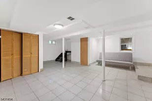 147 Clinton Ave, Clifton, NJ 07011 - Photo 19
