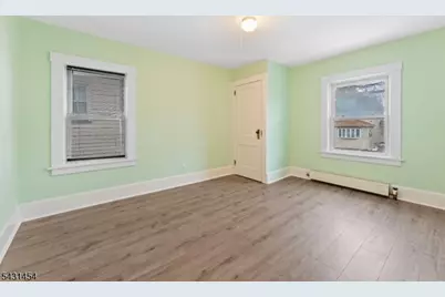 147 Clinton Ave, Clifton, NJ 07011 - Photo 11