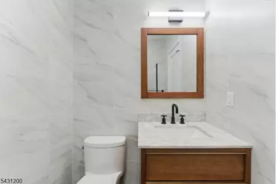 649 38th St, Union City, NJ 07087 - Photo 21