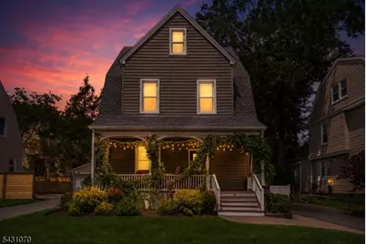 18 Gardiner Pl, Montclair, NJ 07042 - Photo 1
