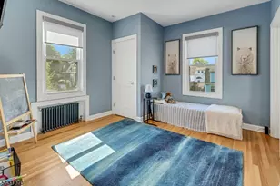 18 Gardiner Pl, Montclair, NJ 07042 - Photo 23