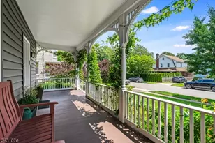 18 Gardiner Pl, Montclair, NJ 07042 - Photo 5