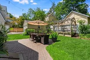 18 Gardiner Pl, Montclair, NJ 07042 - Photo 35