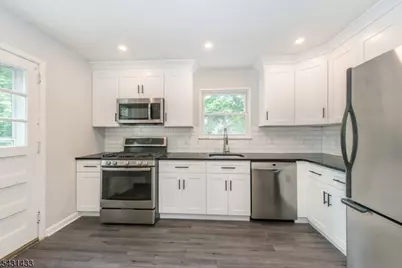 25 Whitfield St #1, Caldwell, NJ 07006 - Photo 9