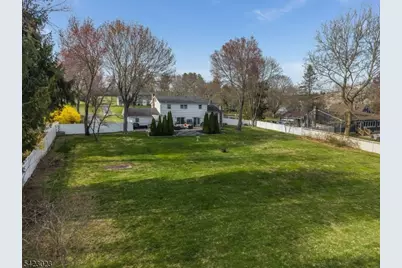 4 Babbitt Rd, Mendham, NJ 07945 - Photo 43