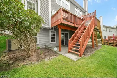 110 Warbler Dr, Wayne, NJ 07470 - Photo 31