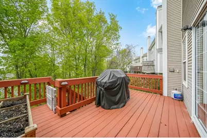 110 Warbler Dr, Wayne, NJ 07470 - Photo 29