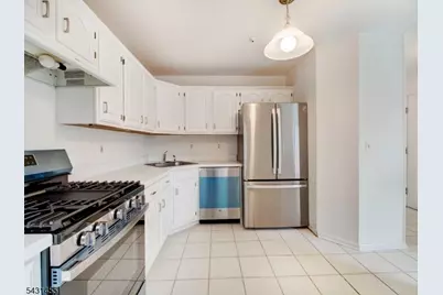 114 Potomac Dr #114, Bernards Township, NJ 07920 - Photo 5