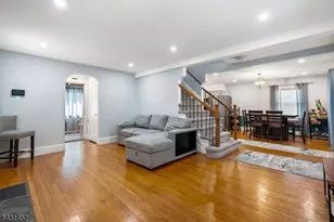 1914 Ingalls Ave, Linden, NJ 07036 - Photo 9