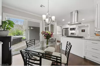 13 Laurel Pl, Chester, NJ 07930 - Photo 7