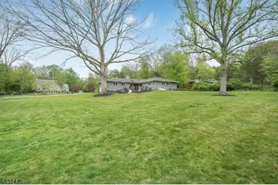 13 Laurel Pl, Chester, NJ 07930 - Photo 35