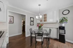 13 Laurel Pl, Chester, NJ 07930 - Photo 9