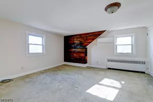 72 Colonial Dr, Clark Township, NJ 07066 - Photo 21