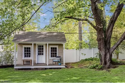 218 Inwood Ave, Montclair, NJ 07043 - Photo 35