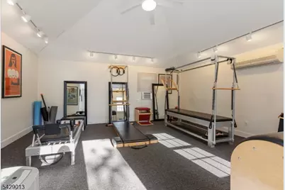218 Inwood Ave, Montclair, NJ 07043 - Photo 37