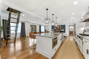 8 Longview Ave, Randolph Township, NJ 07869 - Photo 9