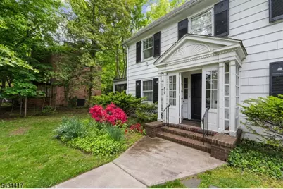 819 Roanoke Ave, Elizabeth, NJ 07208 - Photo 5
