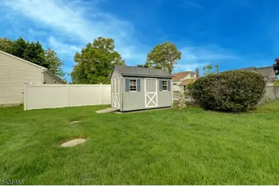 8 Duncan Ave, Pequannock Township, NJ 07440 - Photo 23