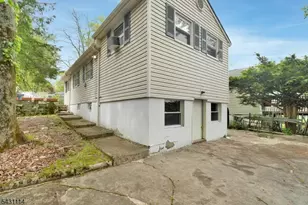 8 Cornell Way, Hopatcong, NJ 07843 - Photo 11