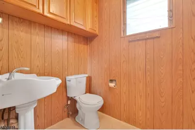 8 Cornell Way, Hopatcong, NJ 07843 - Photo 9
