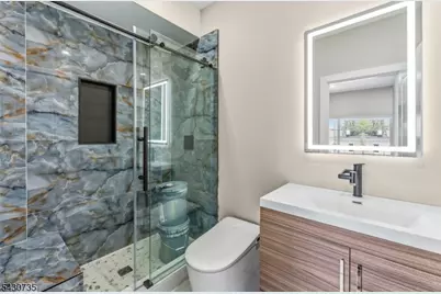 28 Grove Ter, Irvington, NJ 07111 - Photo 15