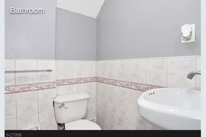 64 Chestnut St, Belleville, NJ 07109 - Photo 19